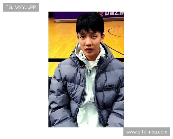 徐杰脚踝扭伤退场，广东争冠前景蒙上阴影